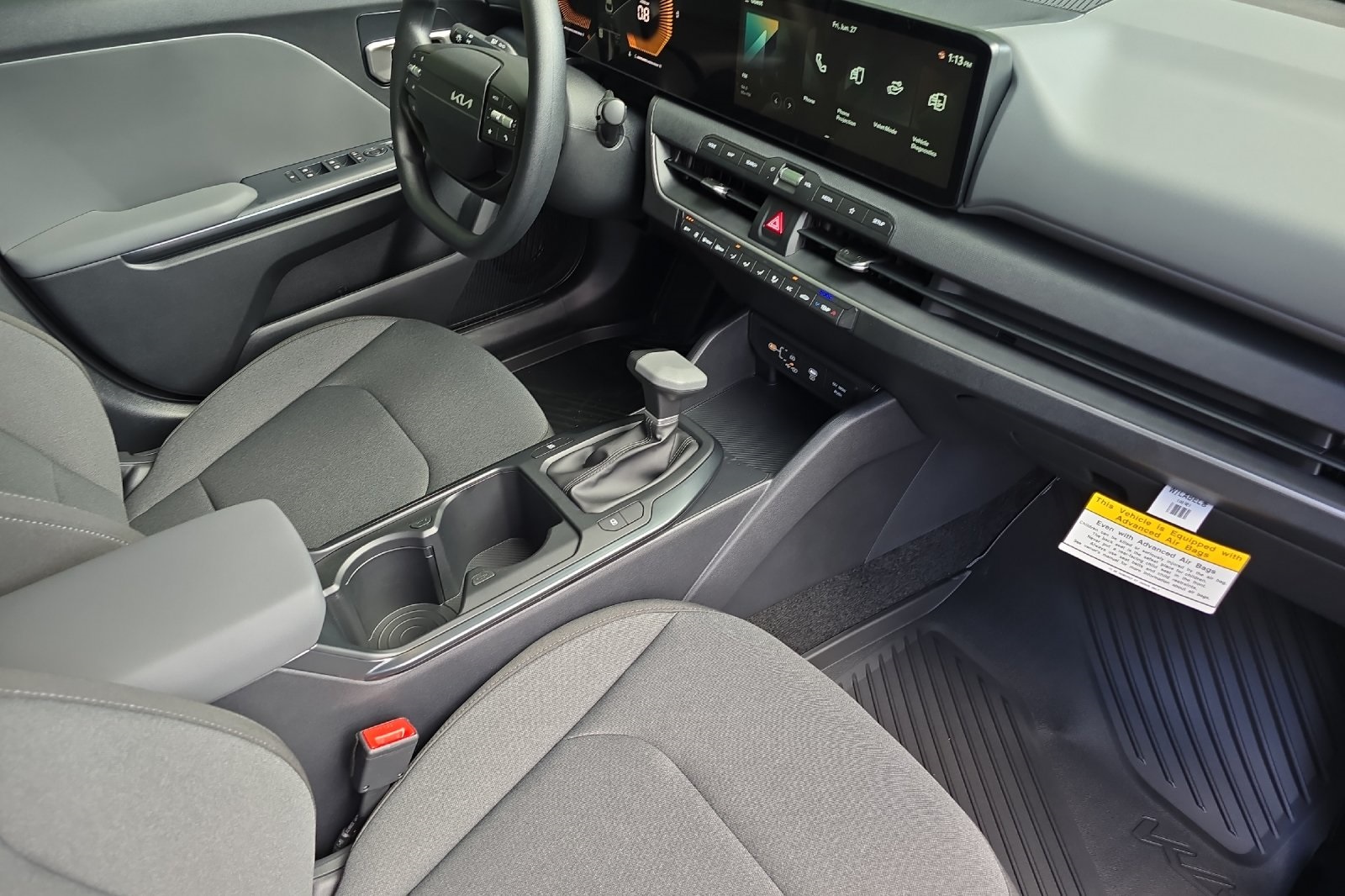 2025 Kia K4 LXS photo 11