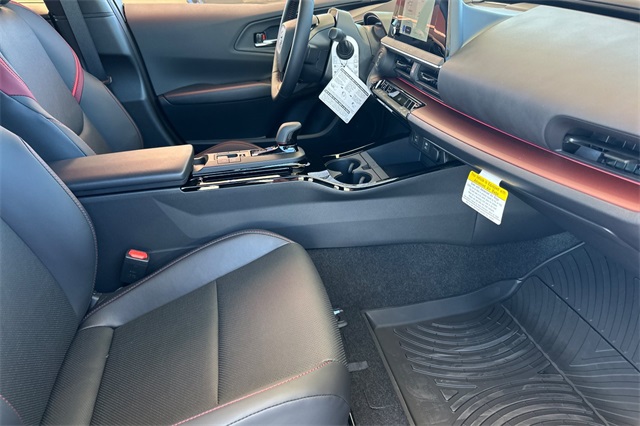 2026 Toyota Prius Plug-in Hybrid XSE photo 16