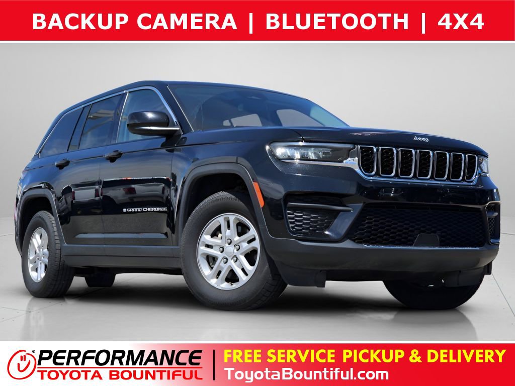 2023 Jeep Grand Cherokee Laredo's photo