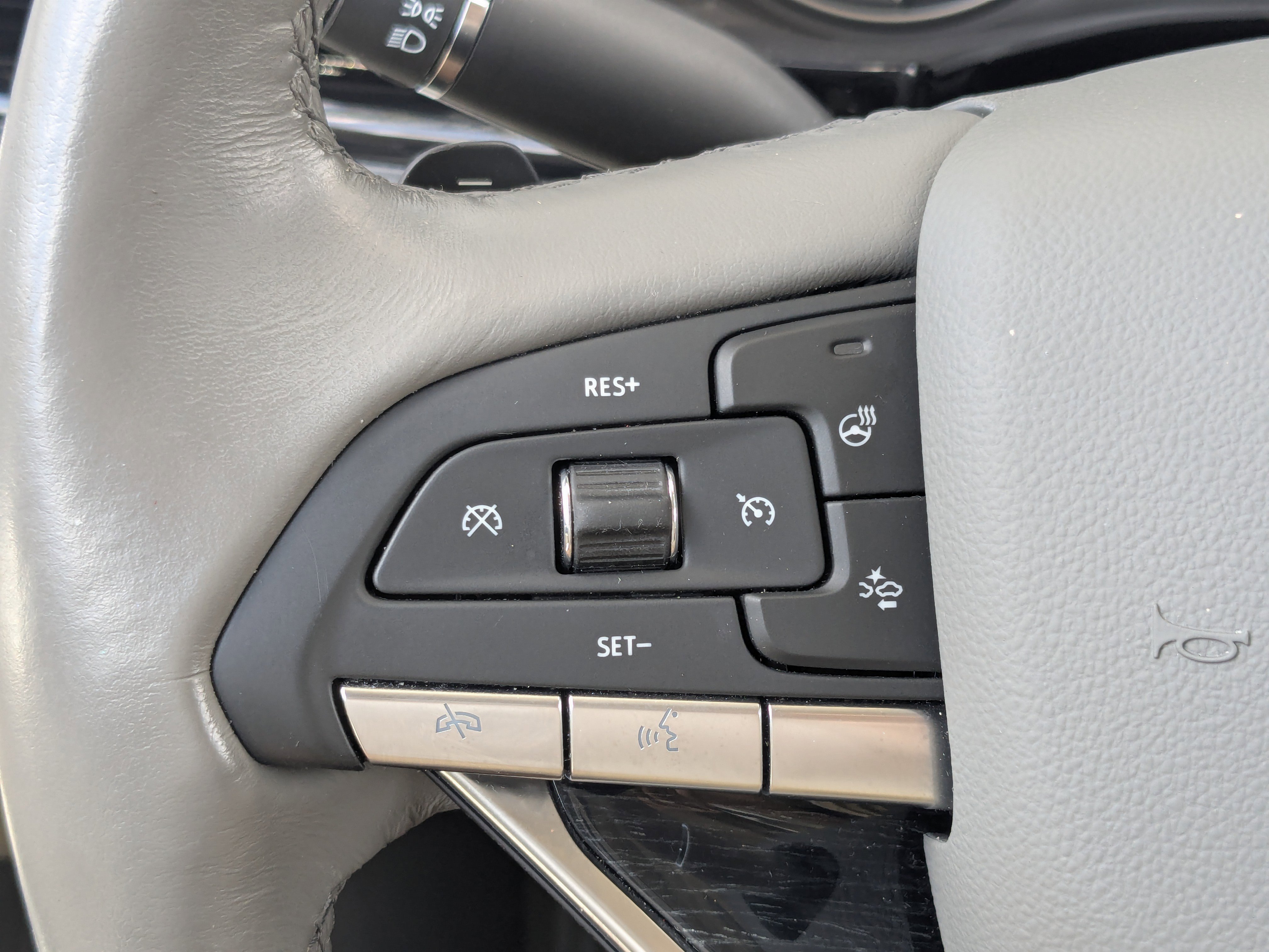 2024 Cadillac XT6 Premium Luxury photo 14