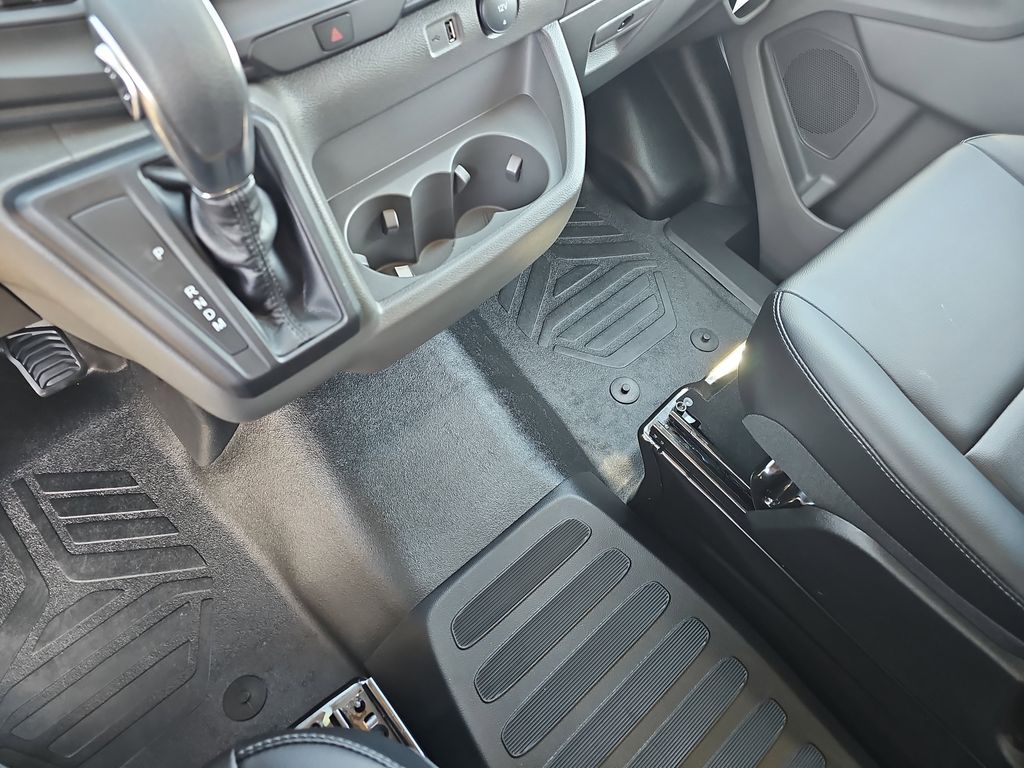 2025 Ford Transit photo 22