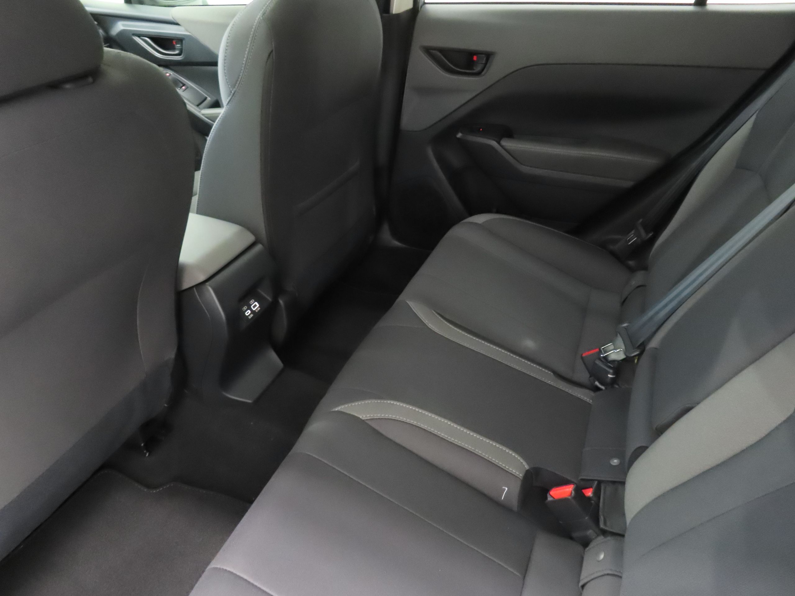 2025 Subaru Crosstrek Premium photo 19