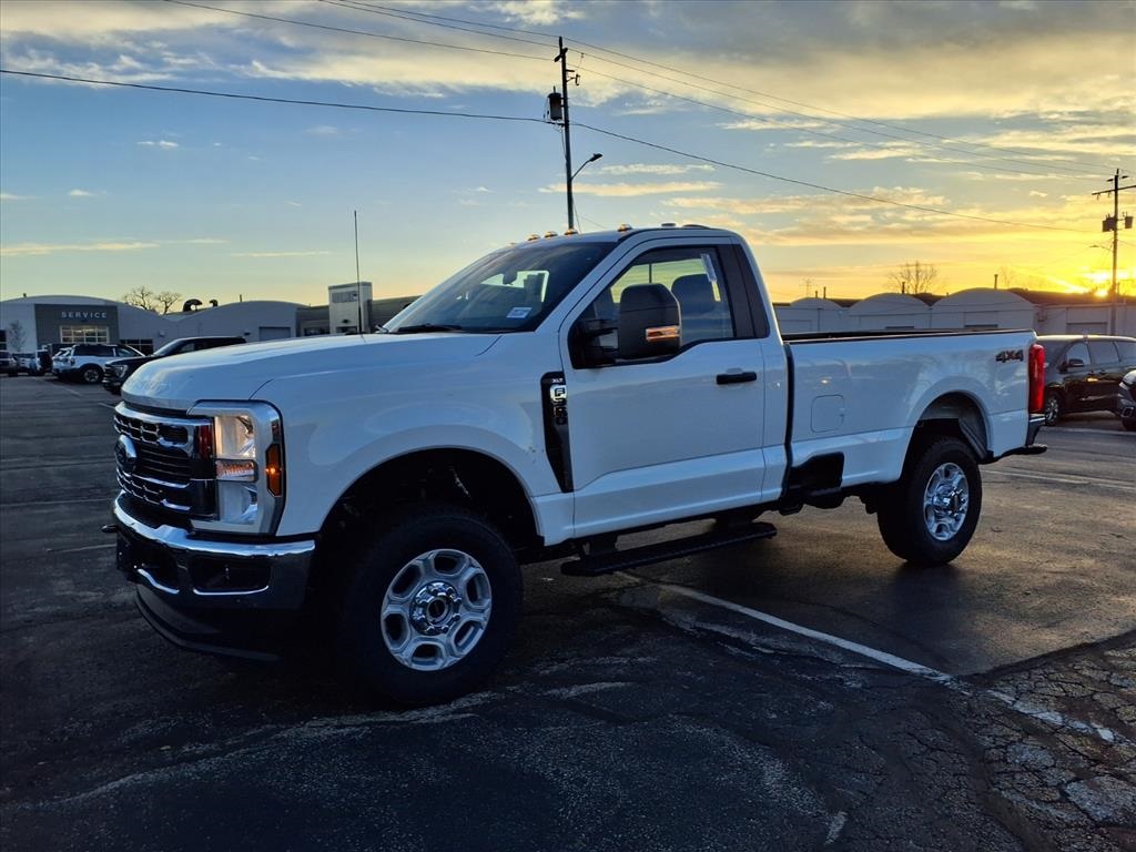 2026 Ford F-350 Super Duty XLT