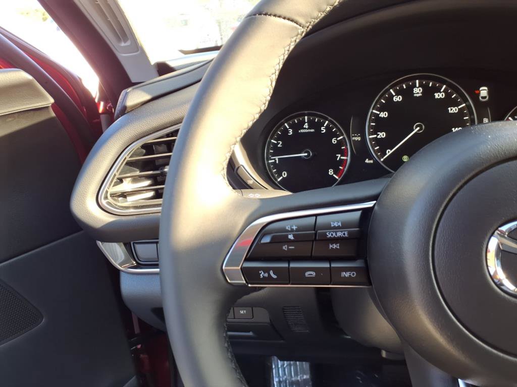 2025 Mazda CX-30 2.5 S Preferred photo 8