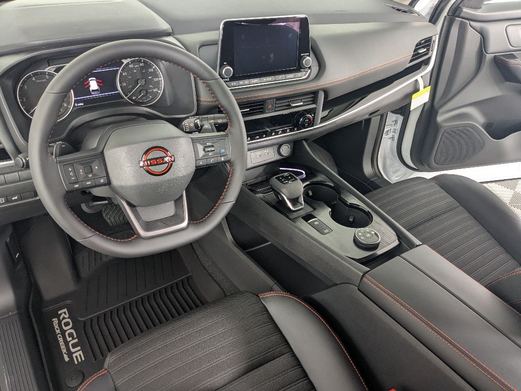 2026 Nissan Rogue SV photo 19