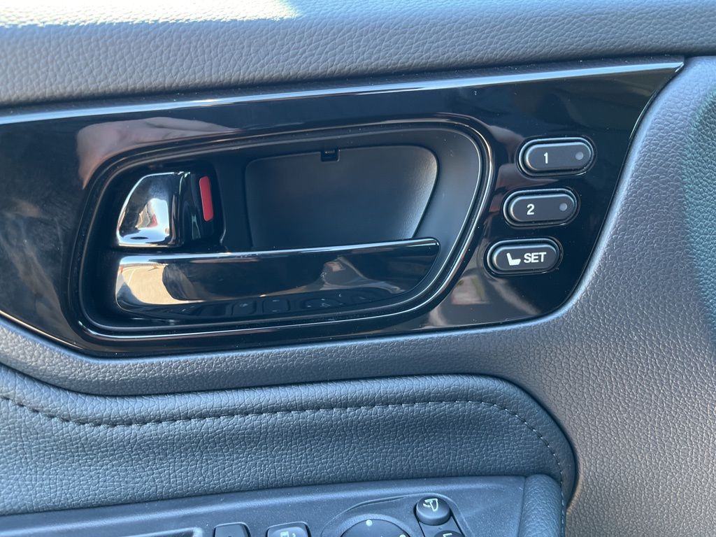 2026 Honda Odyssey Elite photo 4