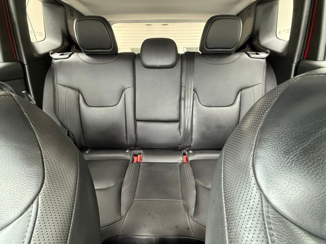 2019 Jeep Renegade Limited photo 38