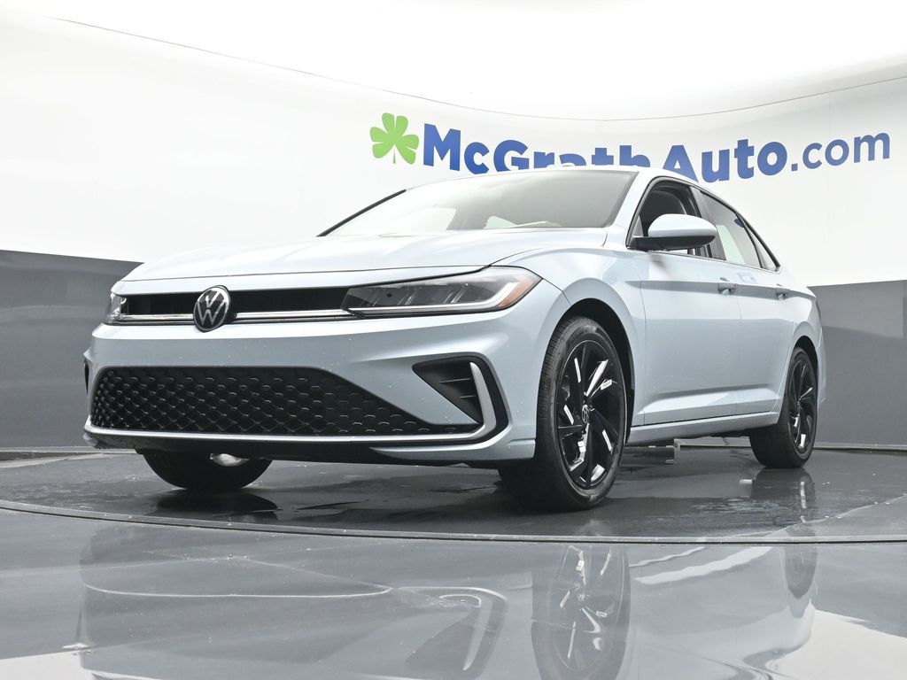 2025 Volkswagen Jetta 1.5T SE photo 4