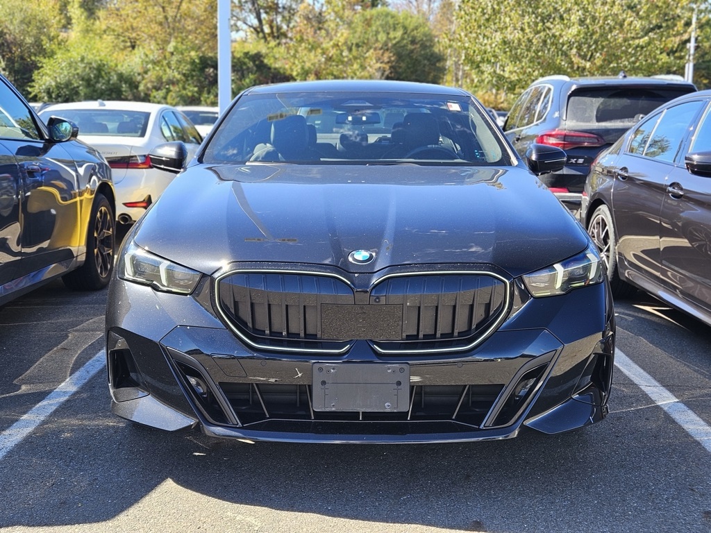 2024 Bmw 530i xDrive photo 2
