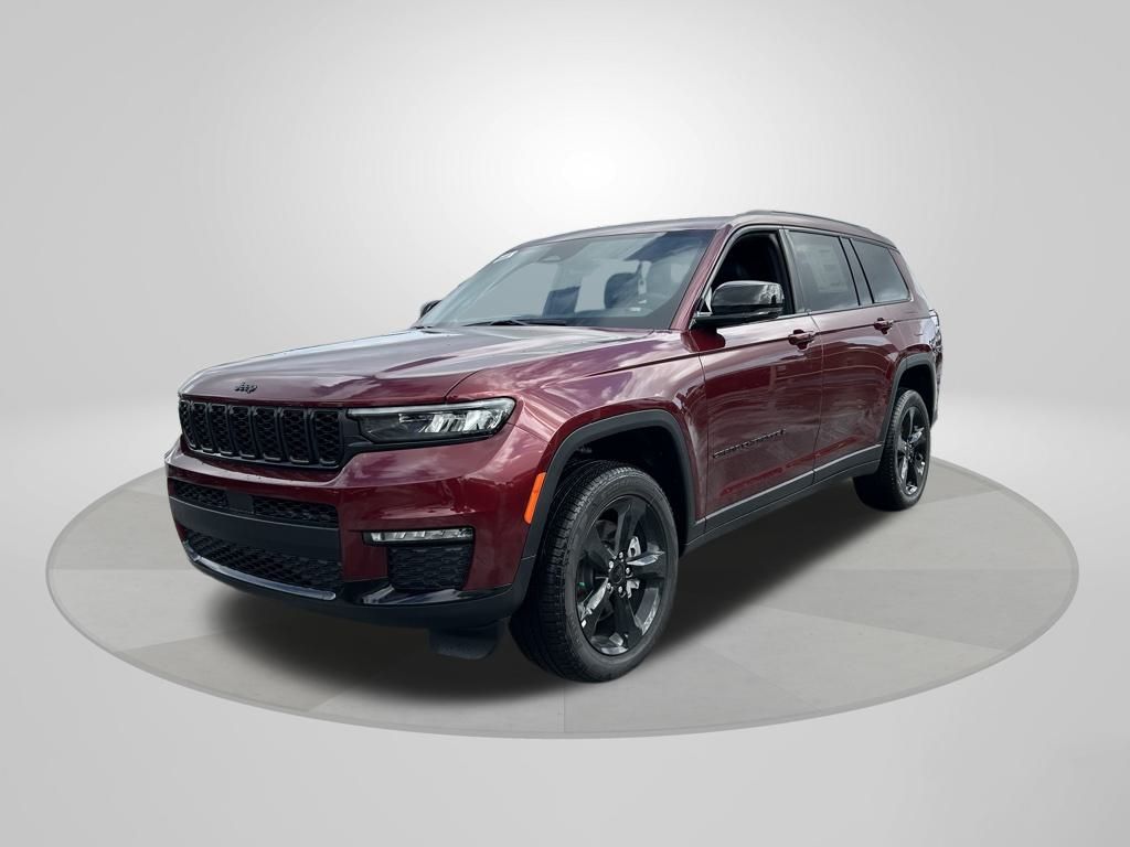2025 Jeep Grand Cherokee Limited photo 2