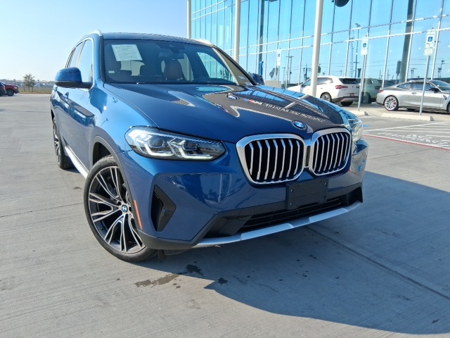 2022 BMW X3 30i's photo