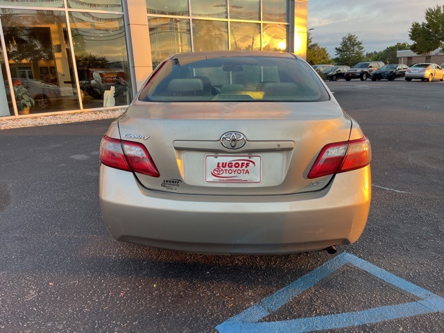 2007 Toyota Camry LE photo 31