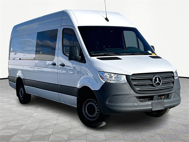 2024 Mercedes-Benz Sprinter Cargo Van Base's photo