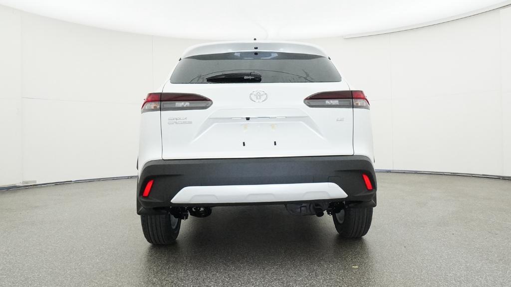2026 Toyota Corolla Cross LE photo 17
