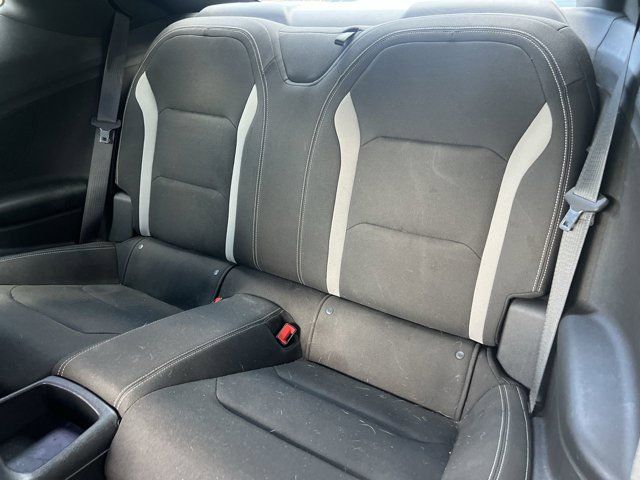 2022 Chevrolet Camaro 1LT photo 14