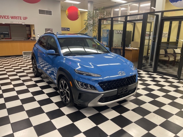 Used 2022 Blue Hyundai Limited image 1