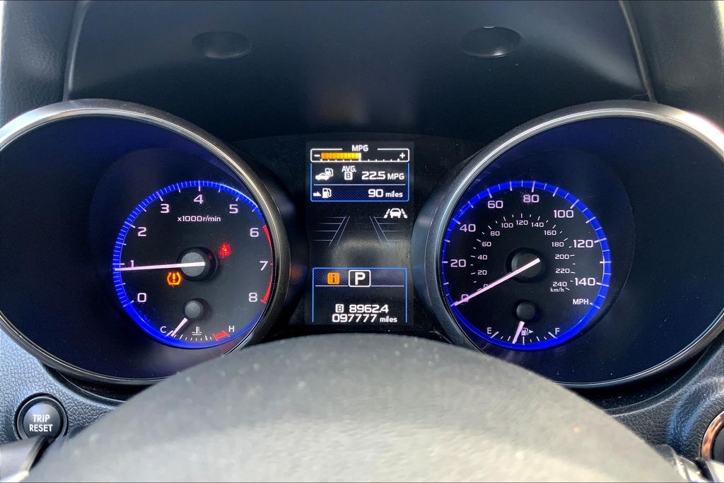 2018 Subaru Outback 2.5i Touring photo 18
