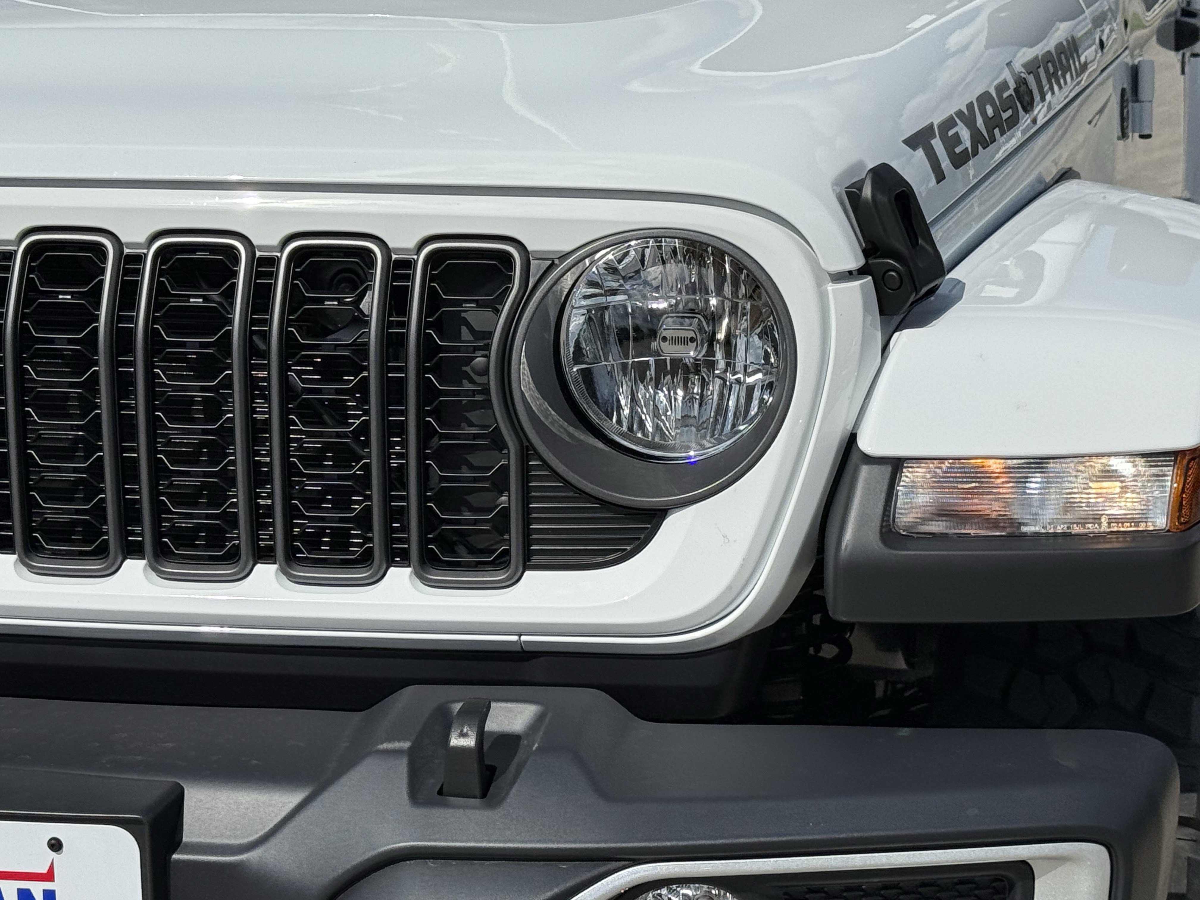 2025 Jeep Gladiator Texas Trail photo 4