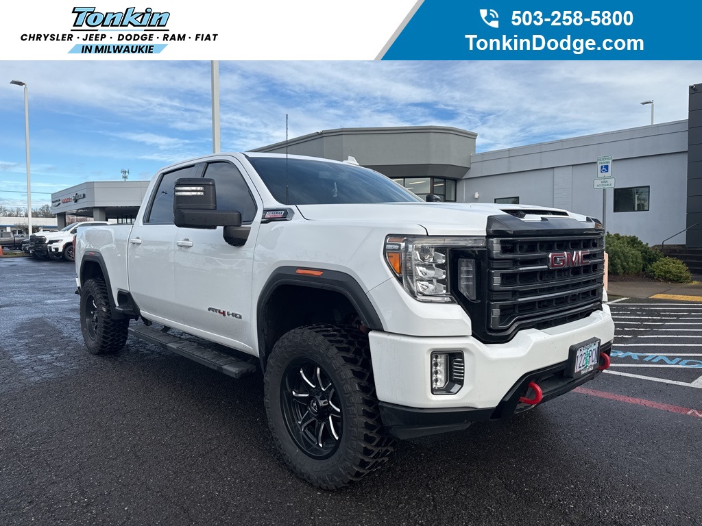 2022 GMC Sierra 2500HD AT4's photo