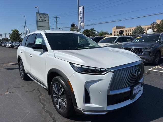 2026 Infiniti QX60 Luxe AWD photo 2