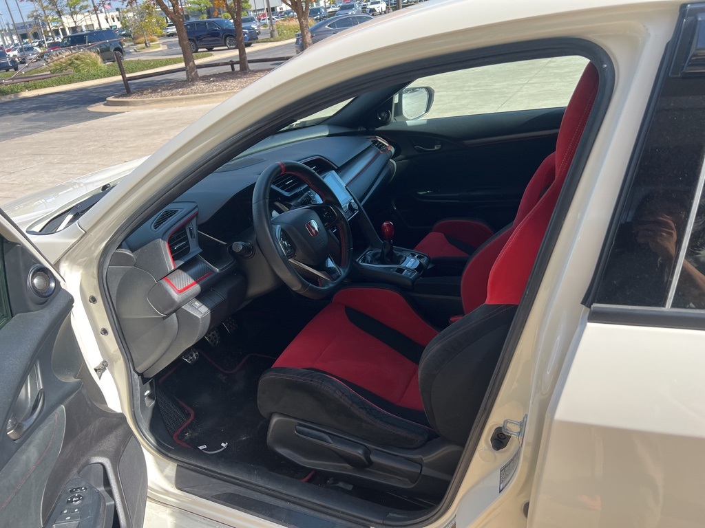 2019 Honda Civic Type R Touring photo 3