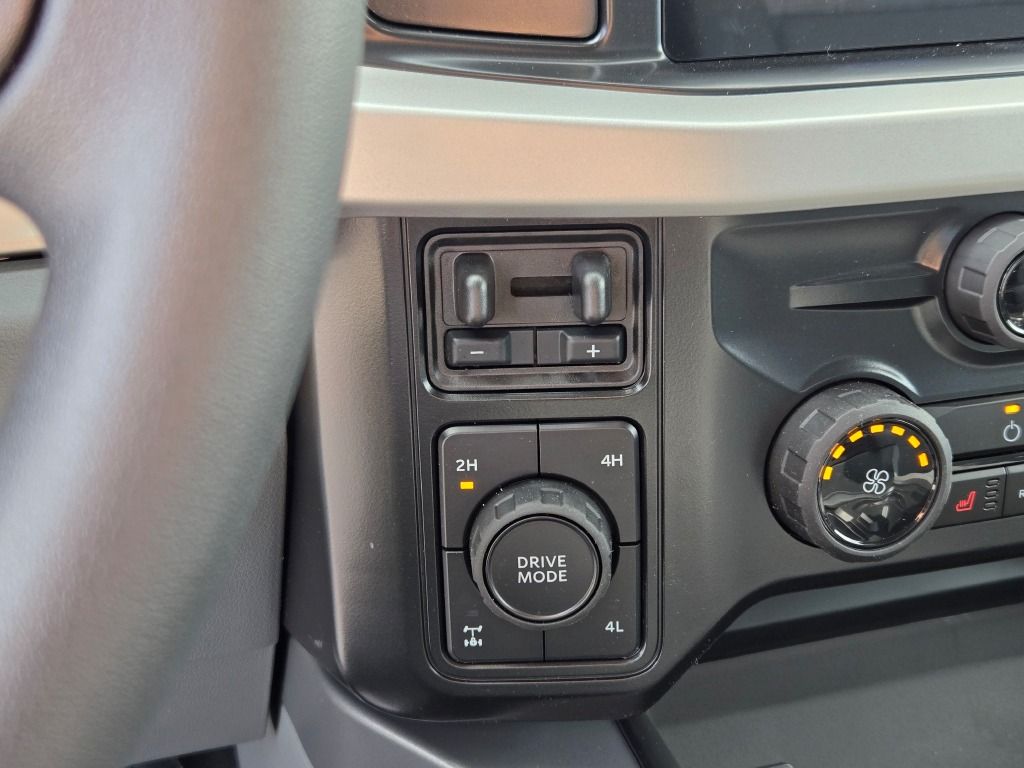 2026 Ford F-350 photo 25