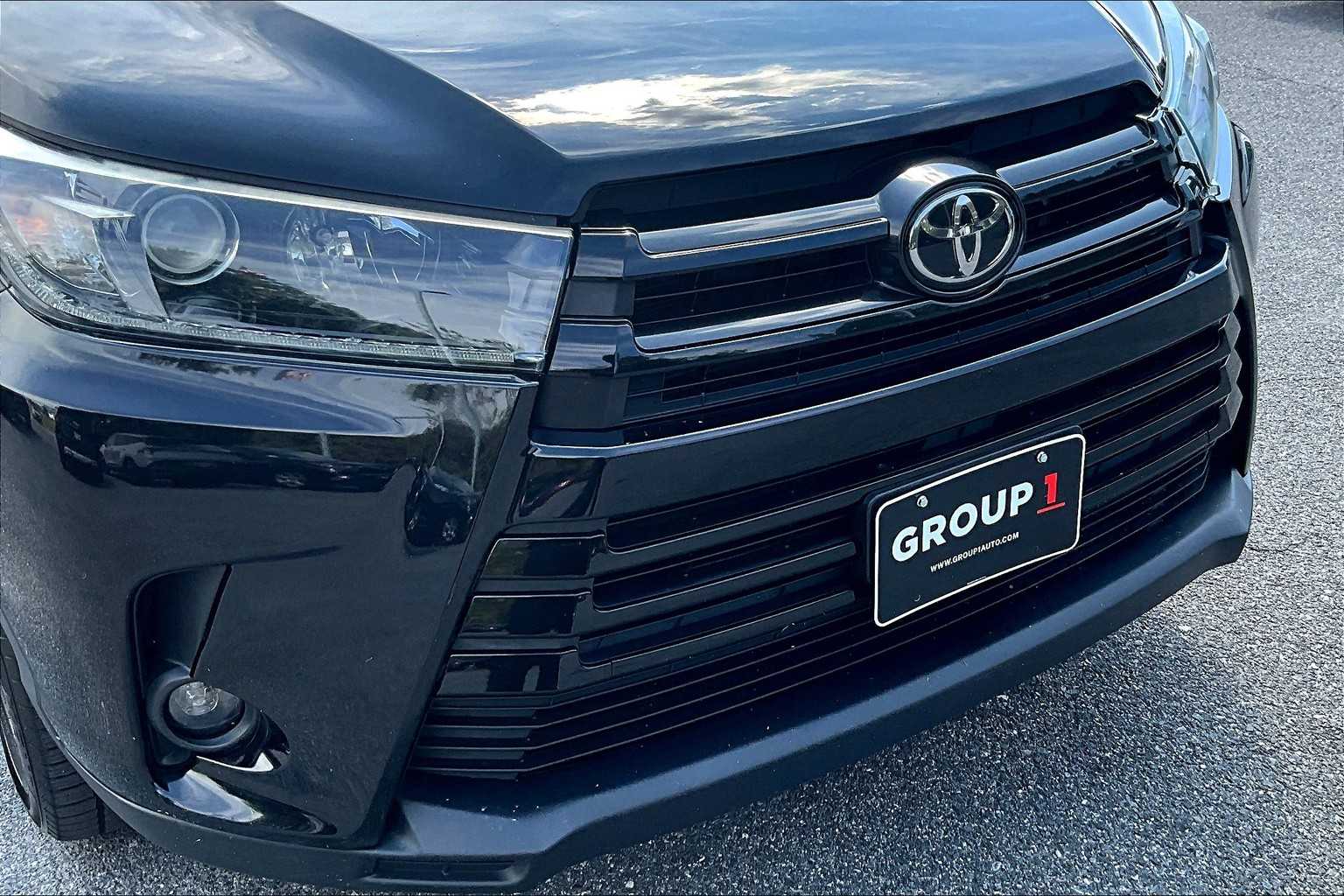 2019 Toyota Highlander SE photo 28