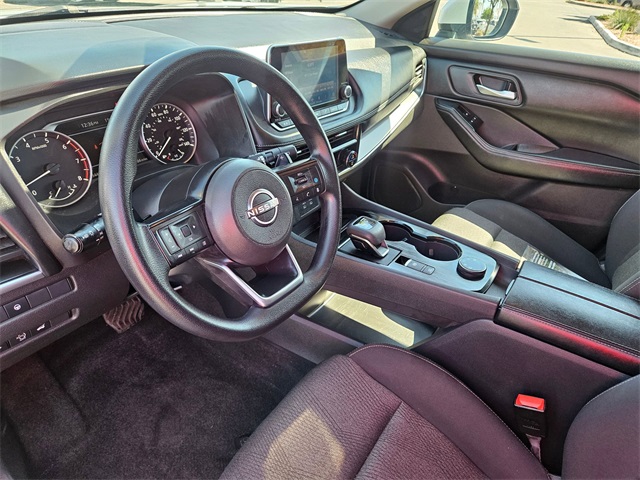 2024 Nissan Rogue SV photo 9