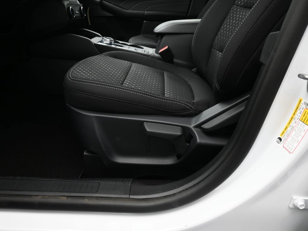 2025 Ford Escape Active photo 9