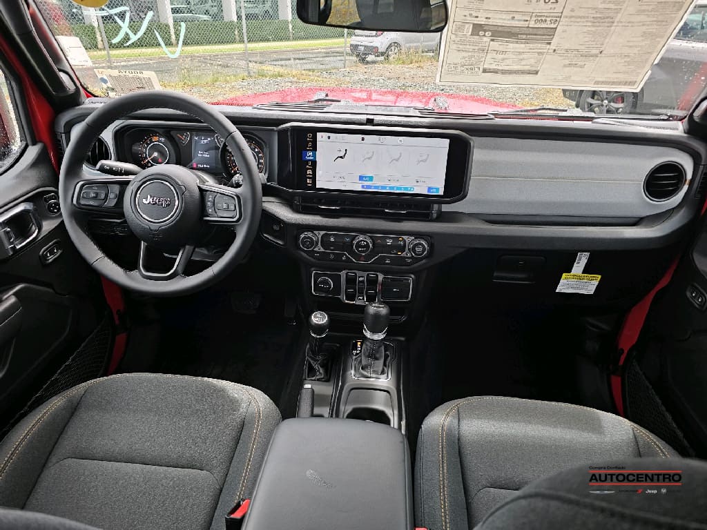 2025 Jeep Wrangler photo 4