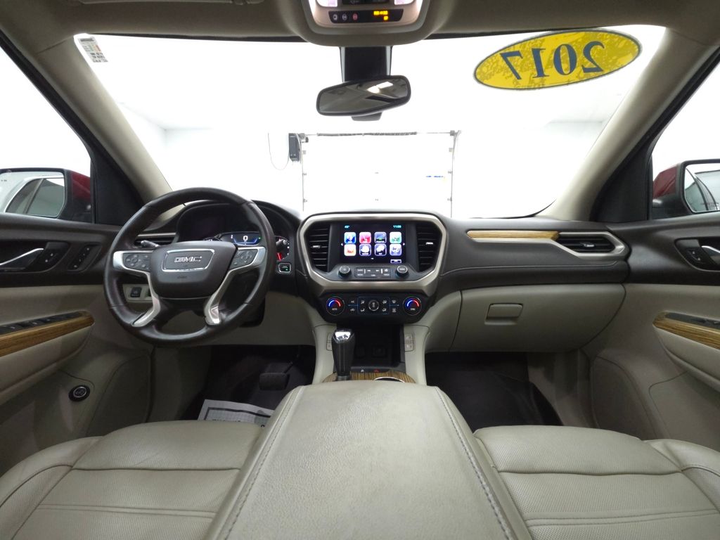 2017 Gmc Acadia Denali photo 2