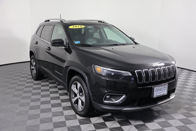 2019 Jeep Cherokee Limited's photo