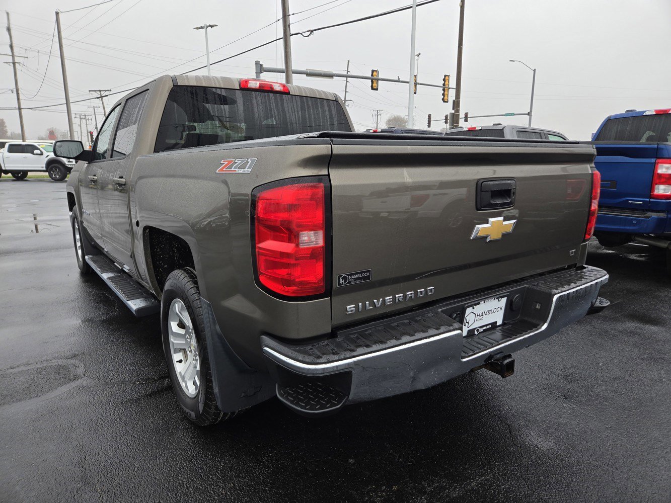 2015 Chevrolet Silverado 1500 LT photo 3