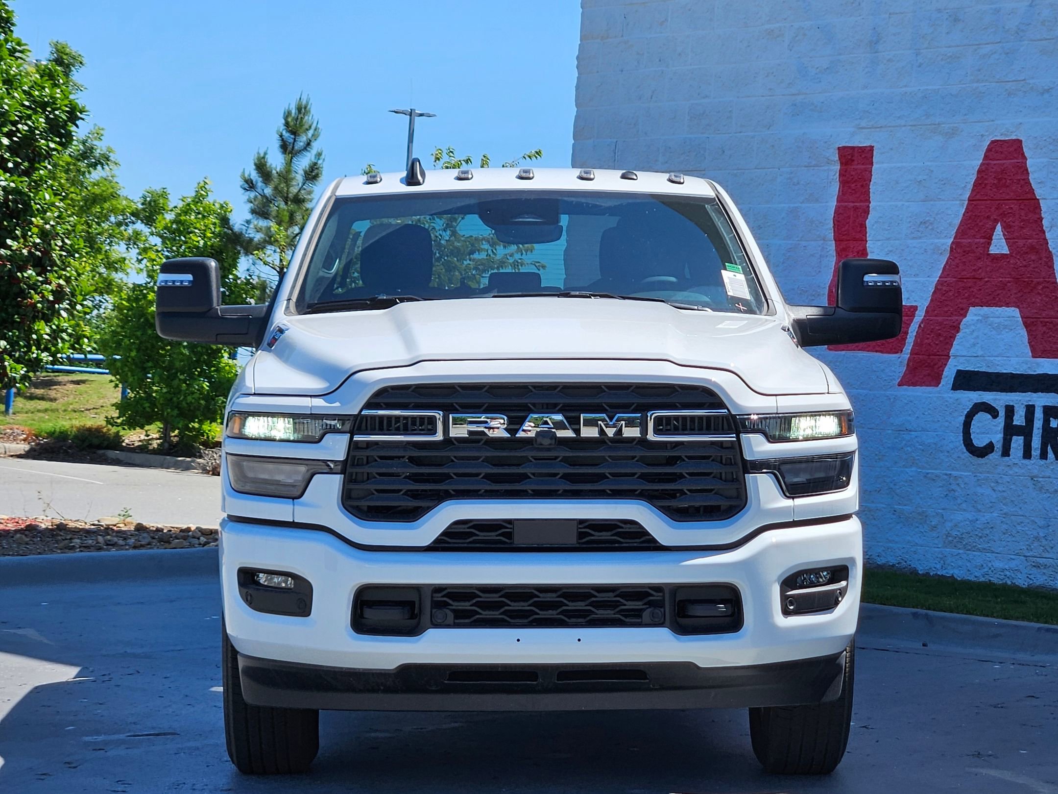 2025 Ram 2500 Big Horn photo 2