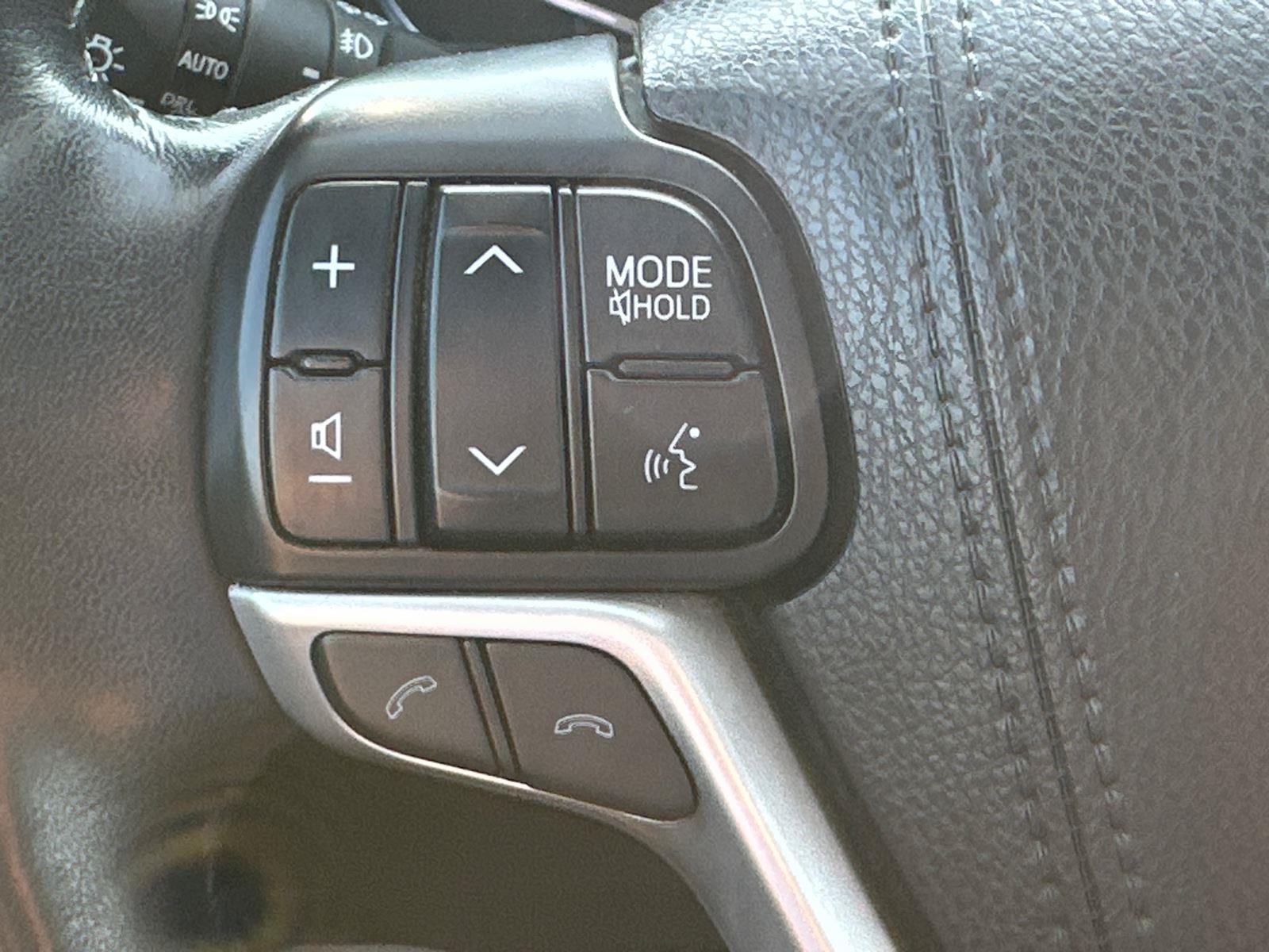 2018 Toyota Highlander XLE photo 14
