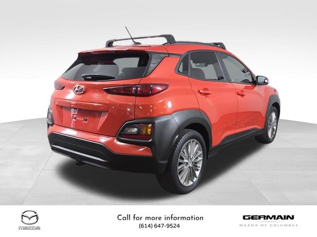 2020 Hyundai Kona SEL photo 2