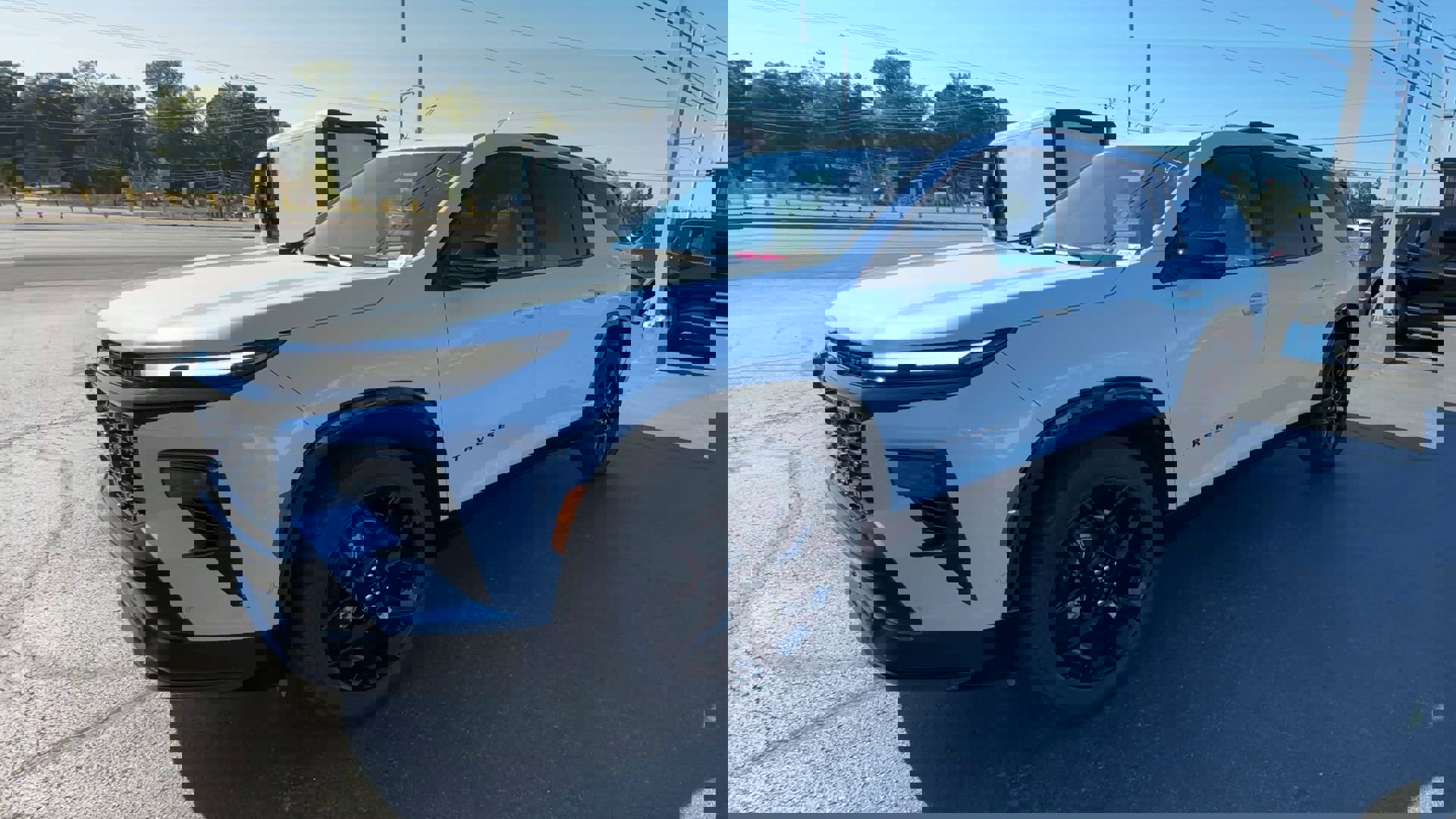 2026 Chevrolet Traverse RS photo 3