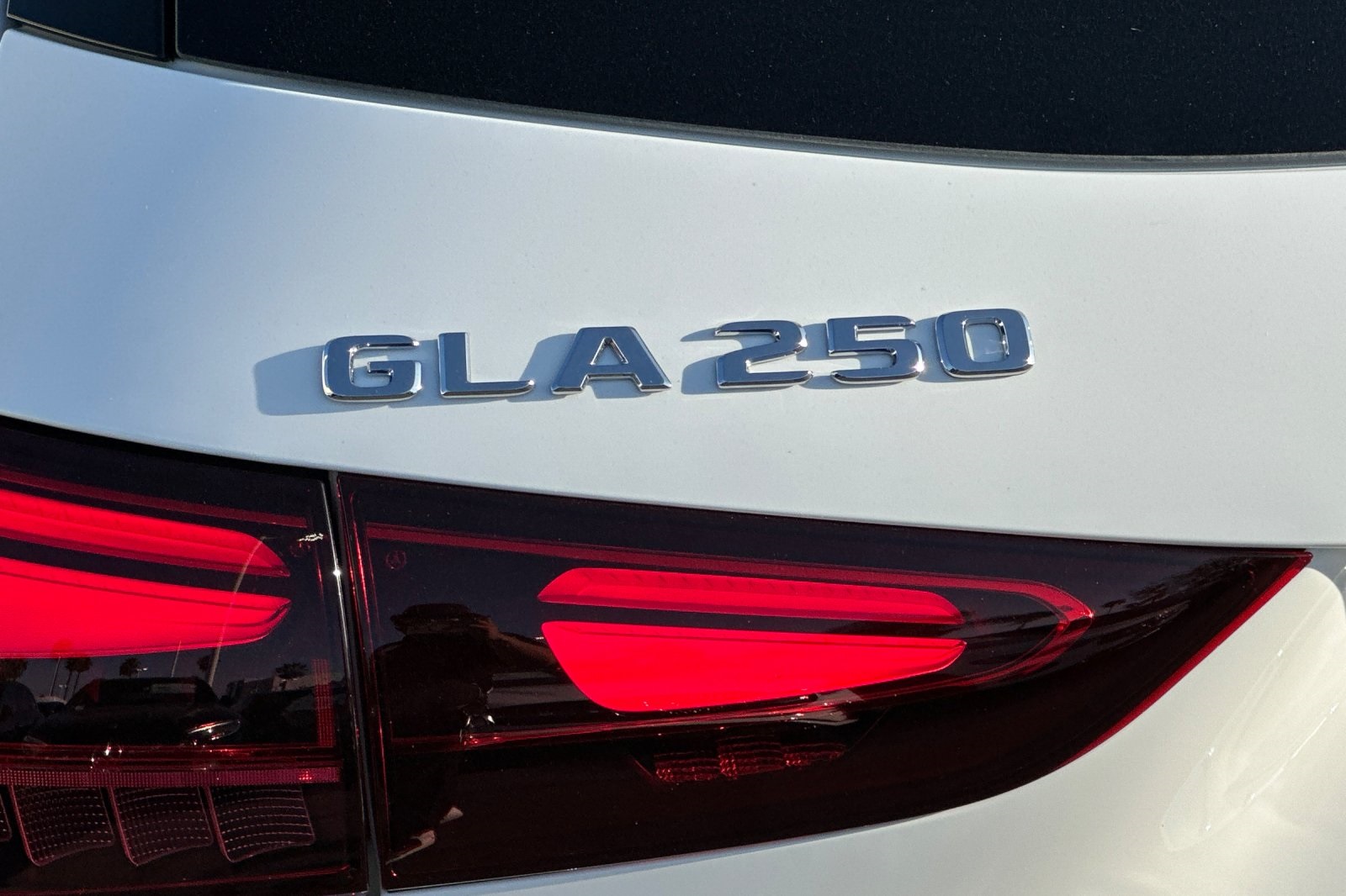 2026 Mercedes Benz GLA 250 photo 4