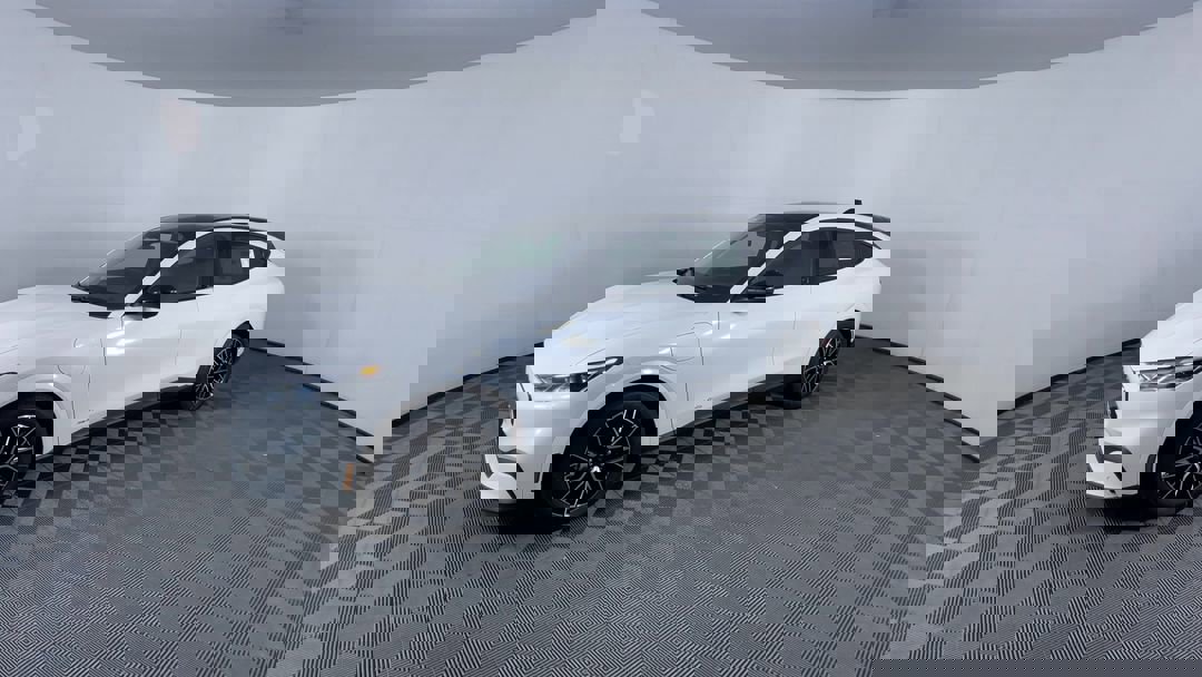 2025 Ford Mustang Mach-E Premium photo 4