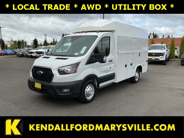 2024 Ford Transit Cutaway Base's photo