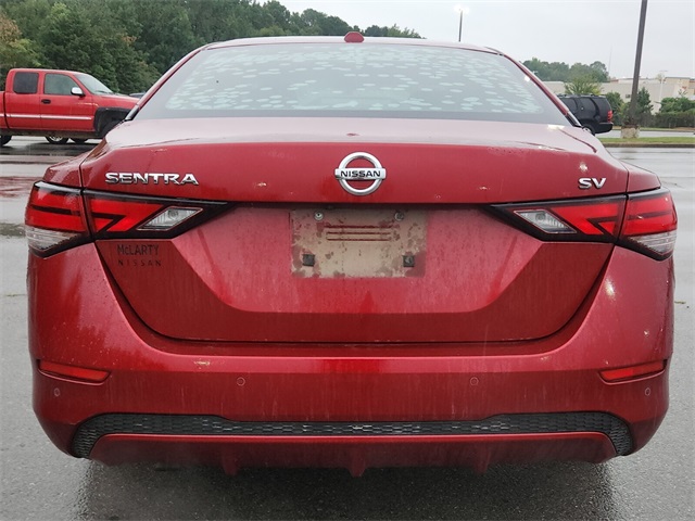 2020 Nissan Sentra SV photo 3