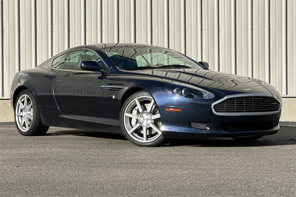 2007 Aston Martin DB9 photo 2