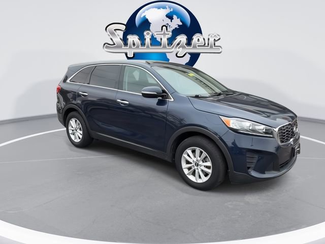 Used 2019 Kia Sorento LX with VIN 5XYPG4A37KG505072 for sale in Parma, OH
