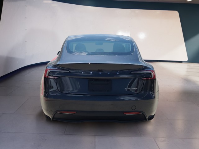 2024 Tesla Model 3 Long Range photo 3
