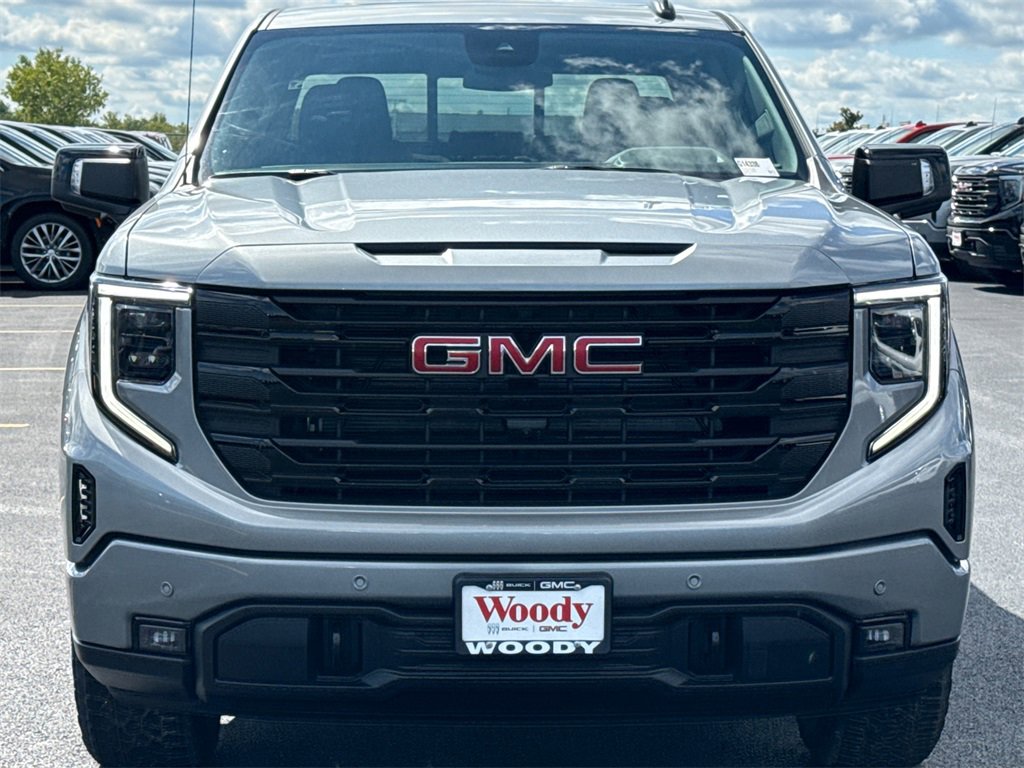 2026 GMC SIERRA - Image 2
