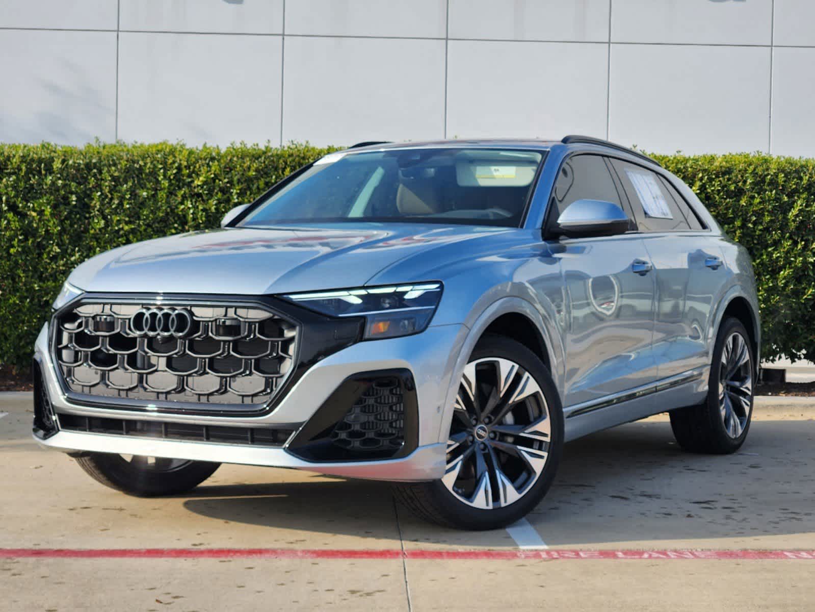 2025 Audi Q8 Premium Plus