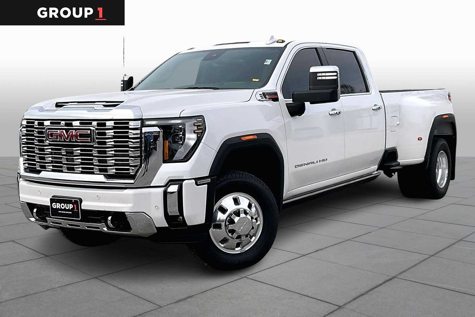 2025 GMC Sierra 3500HD Denali's photo