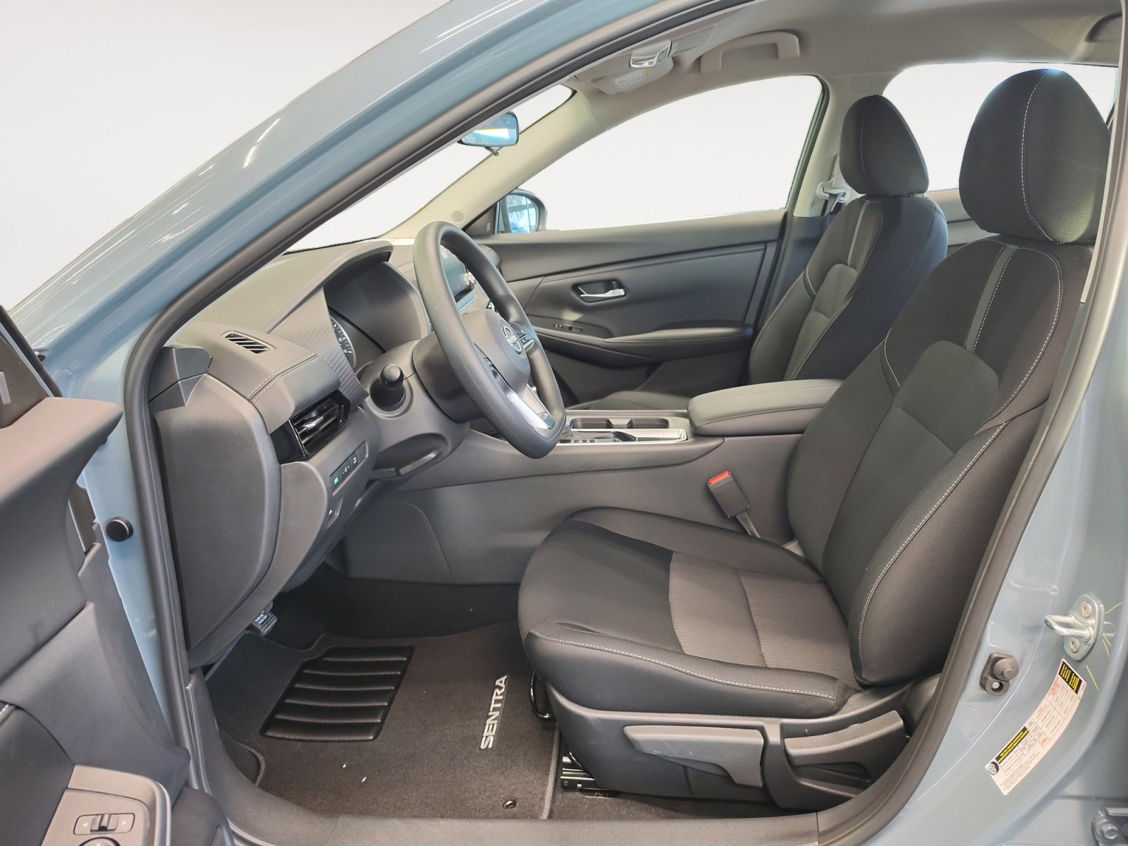 2025 Nissan Sentra SV photo 20