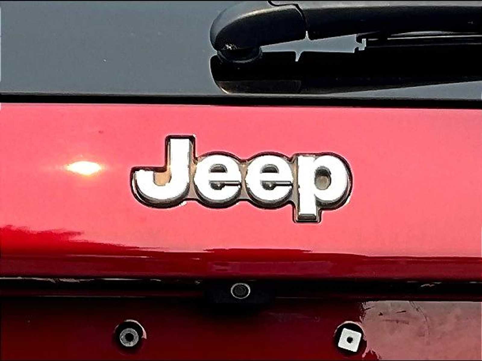 2020 Jeep Cherokee Latitude photo 32