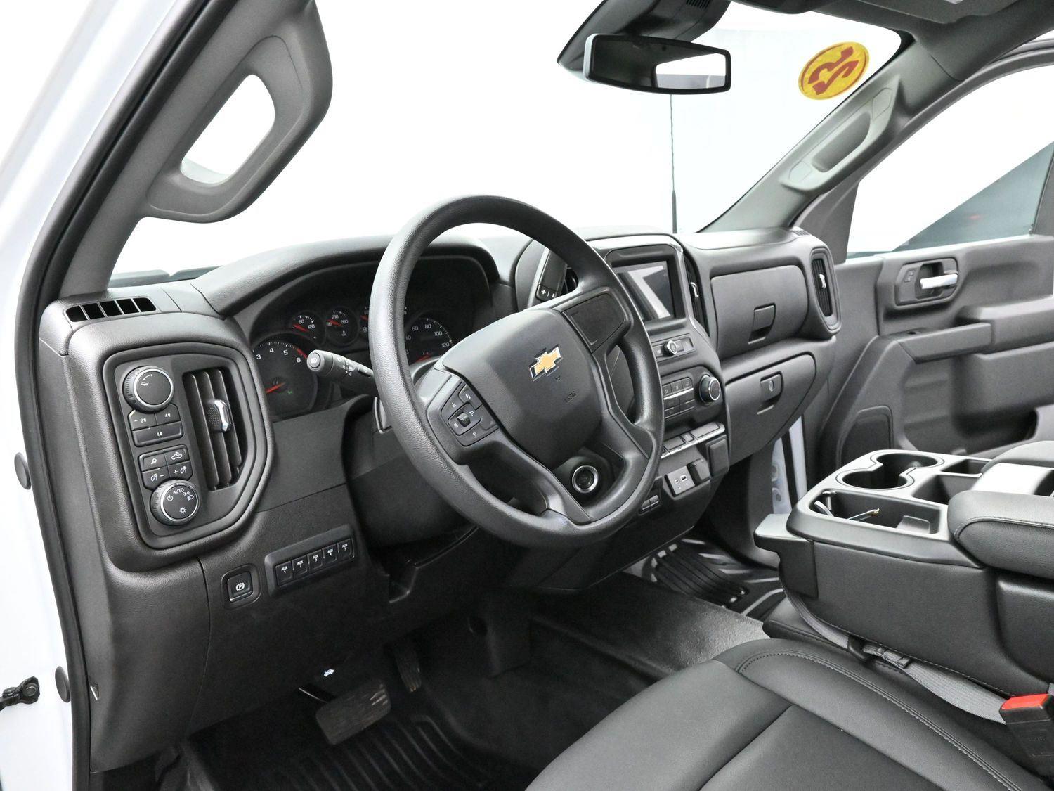 2025 Chevrolet Silverado 2500HD photo 15